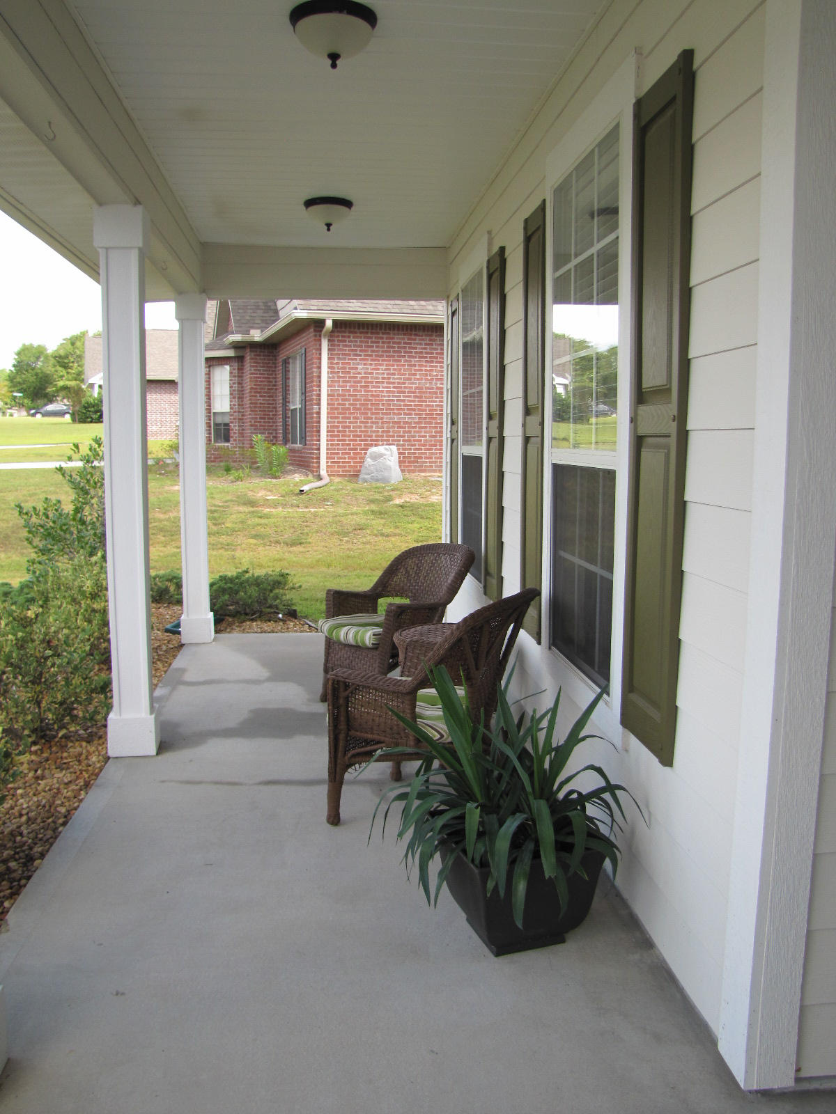 ROLLING RIDGE - Residential Lease