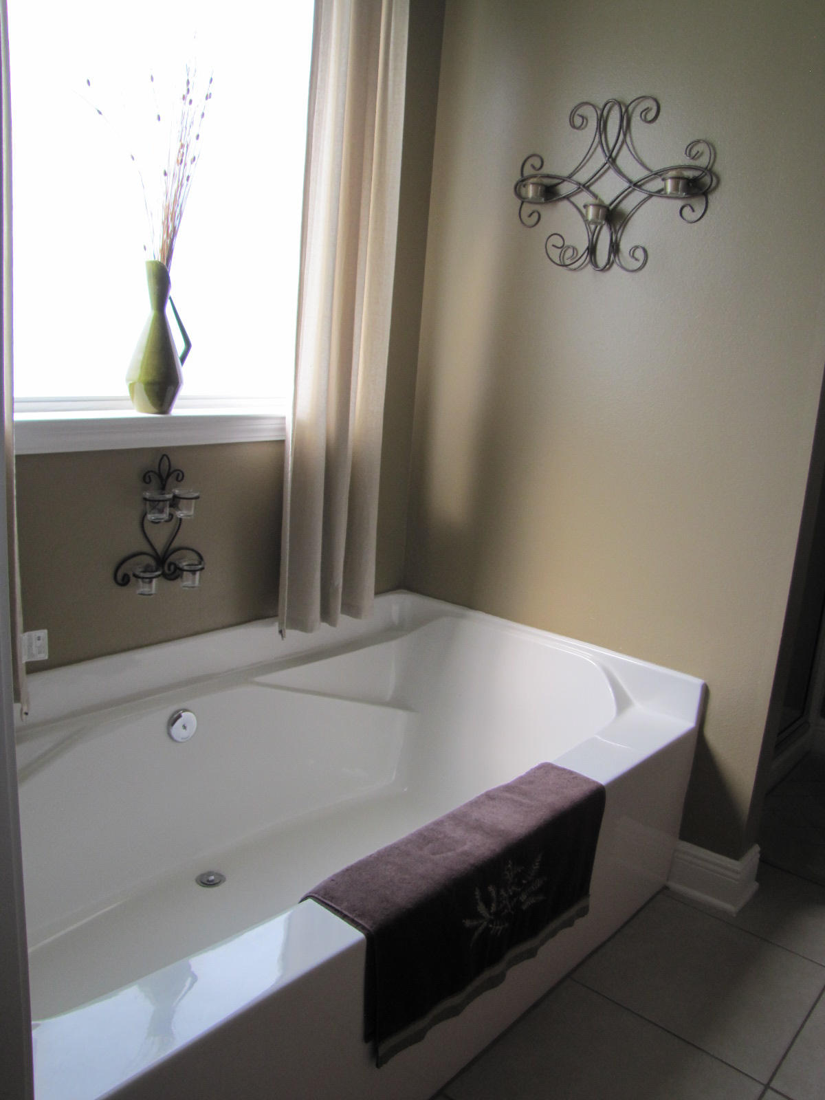 ROLLING RIDGE - Residential Lease
