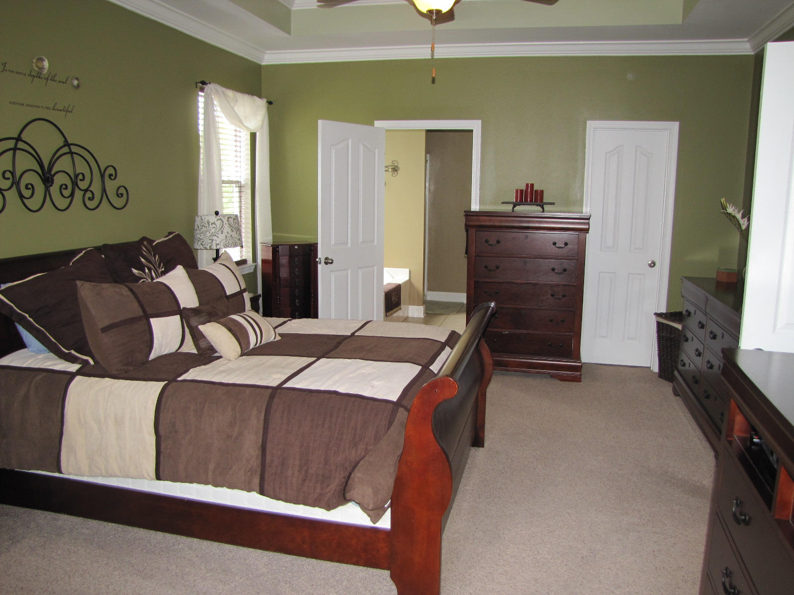 ROLLING RIDGE - Residential Lease