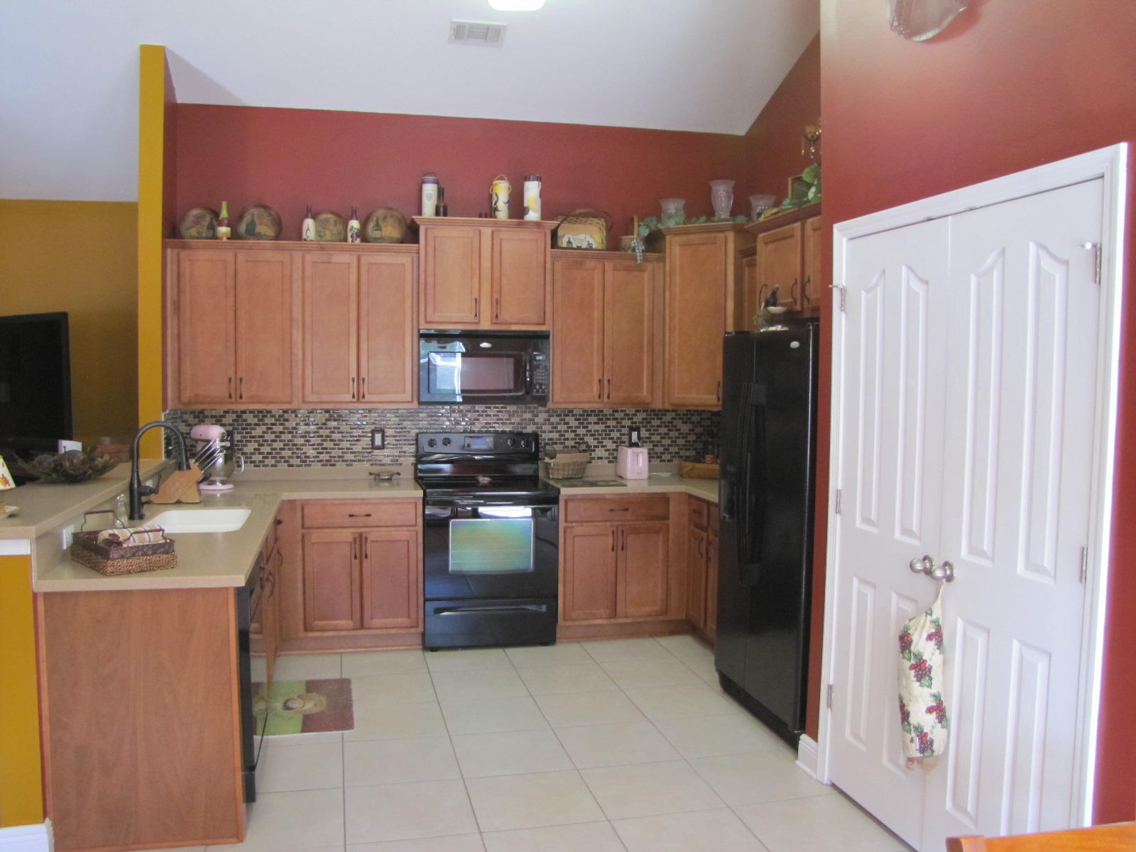 ROLLING RIDGE - Residential Lease
