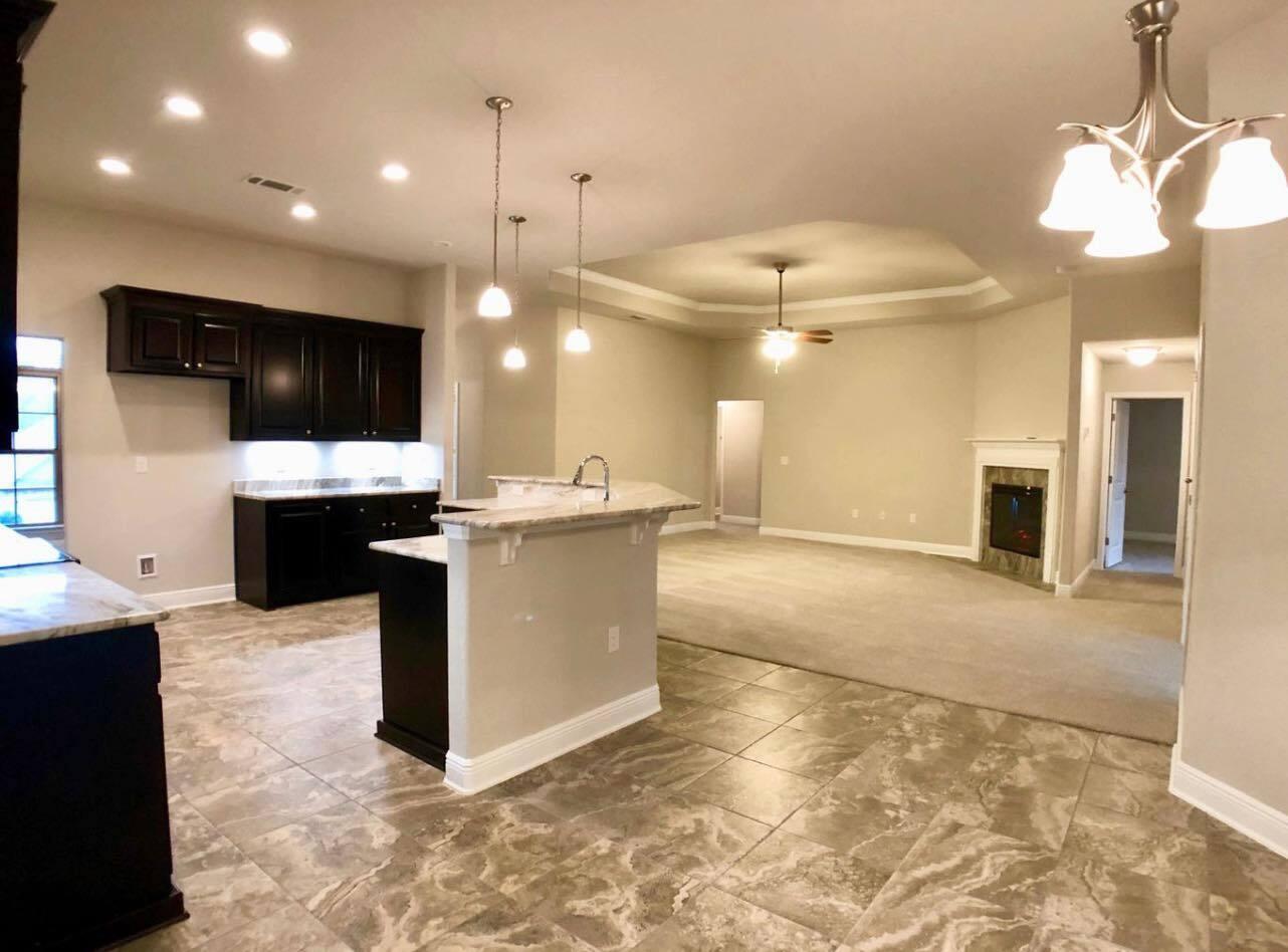 FOX VALLEY - Residential Lease