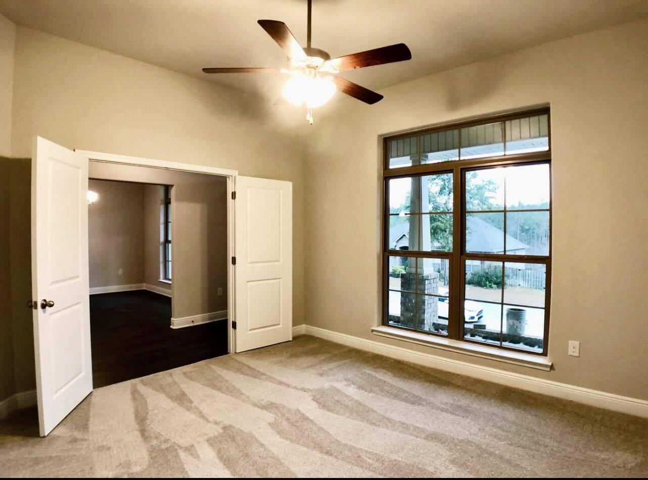 FOX VALLEY - Residential Lease