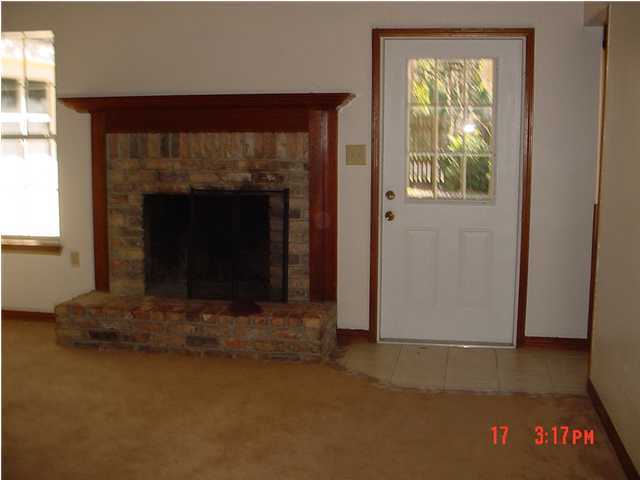 SPENCERS CROSSING - Residential Lease