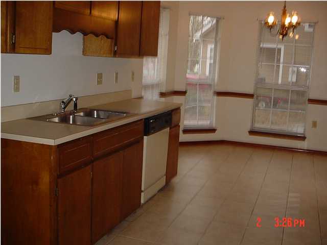 SPENCERS CROSSING - Residential Lease