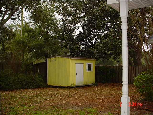 SPENCERS CROSSING - Residential Lease