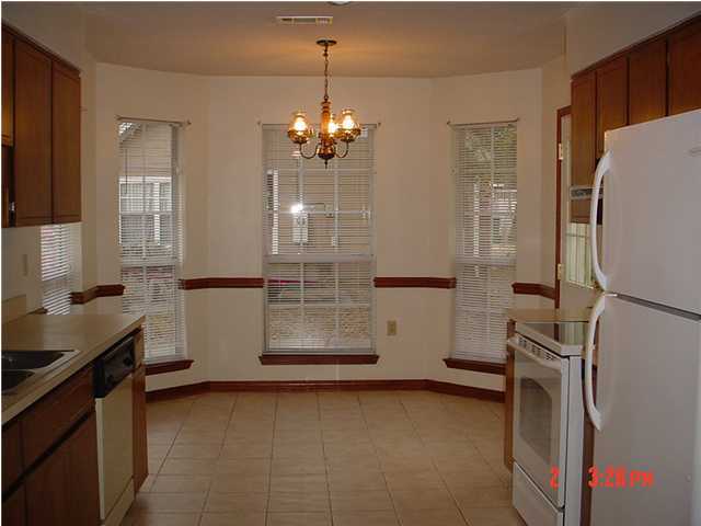SPENCERS CROSSING - Residential Lease