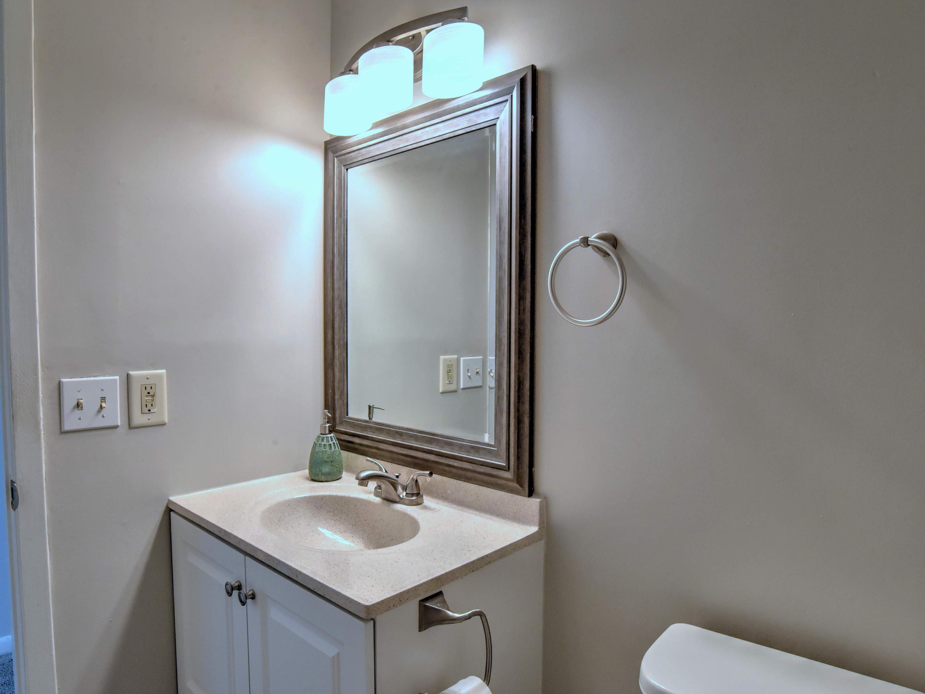 INDIAN HILLS - Residential