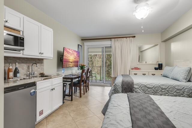Unit is under contract with contingencies.  We are accepting back up offers.  Totally remodeled in 2022, this beautiful unit would make a great second home or rental investment.  The Grand Sandestin welcomes you with gracious architecture and luxurious amenities including a fitness center, swimming pool, & on-site check in. Enjoy the location adjacent to the Village of Baytowne Wharf, a pedestrian market place that hosts a variety of dining and shopping venues as well as day & night activities for all age.     Located close to both convention centers (Sandestin and Effie), rentals are estimated to be in the high $30K.
