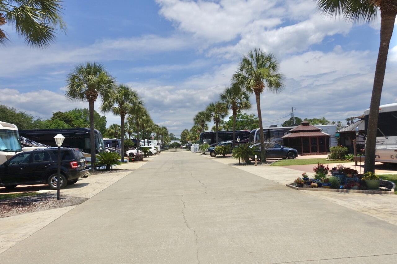 OCEANSIDE - Land