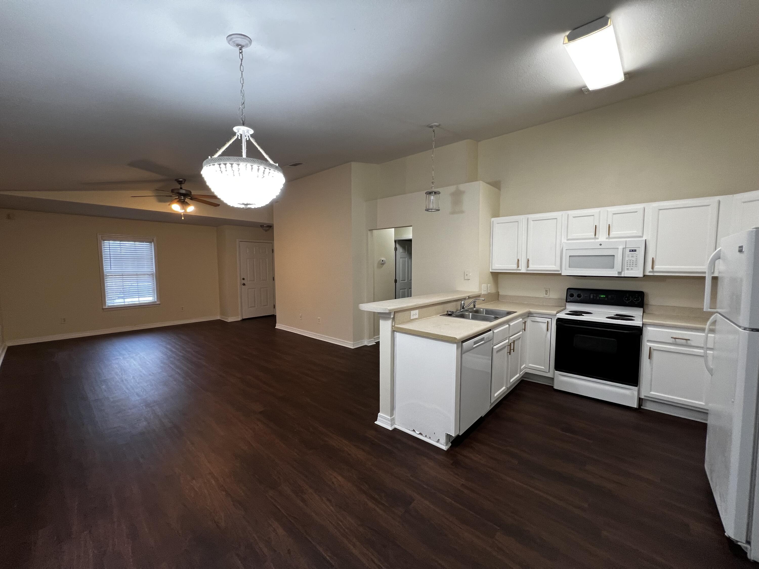 AUTUMN TRACE AT HARVEST VILLAGE - Residential Lease