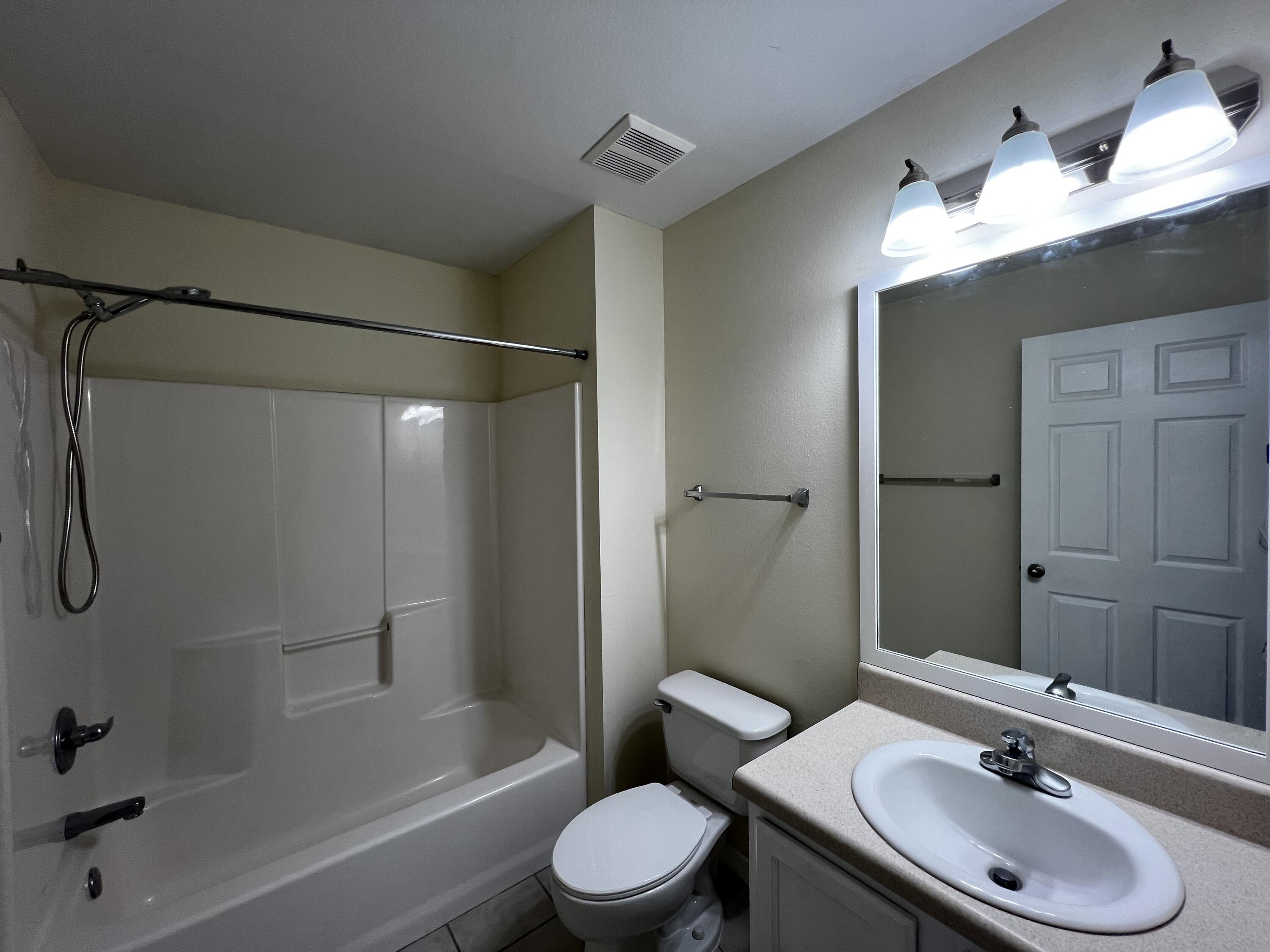 AUTUMN TRACE AT HARVEST VILLAGE - Residential Lease
