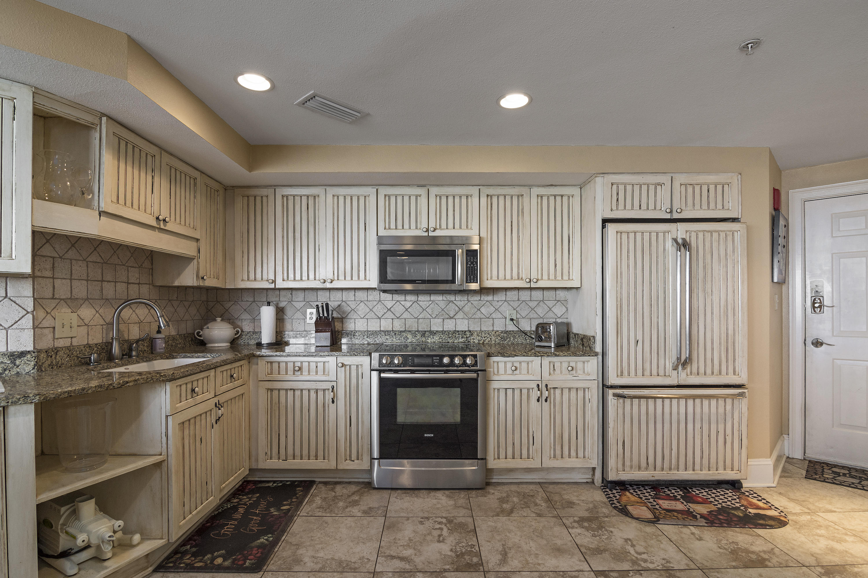 DESTIN YACHT CLUB - Residential