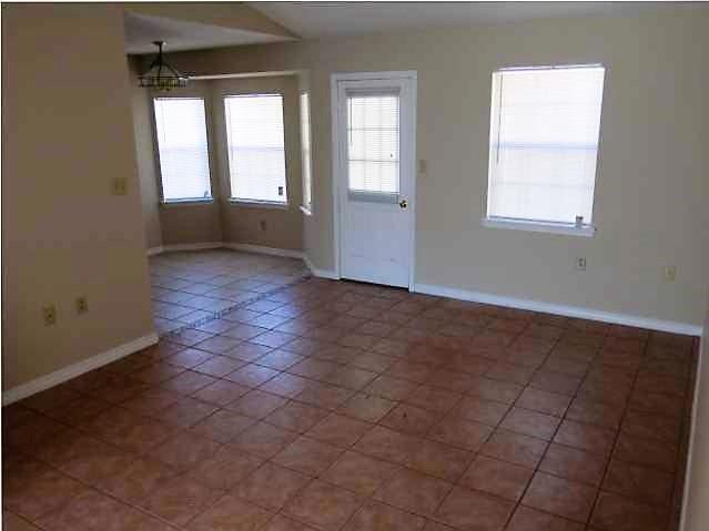 WINDGATE - Residential Lease