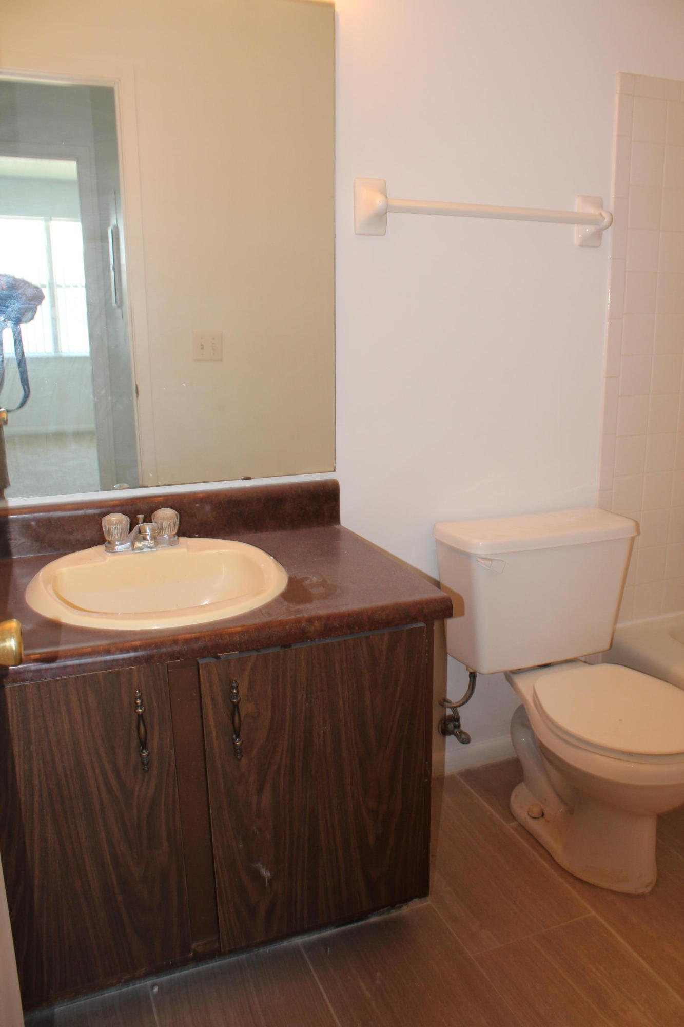 Fair Oaks Village Condo's - Residential Lease