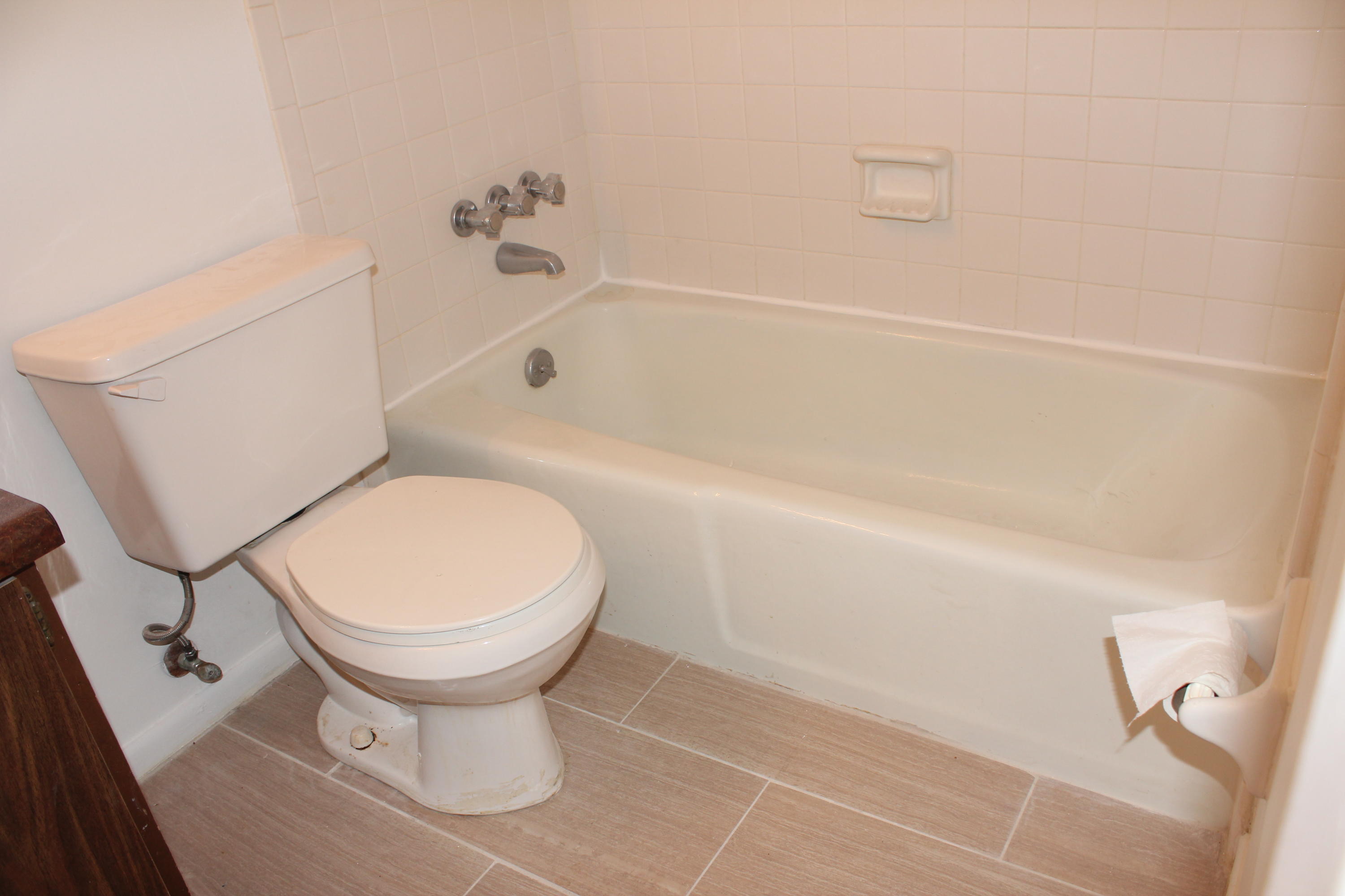 Fair Oaks Village Condo's - Residential Lease