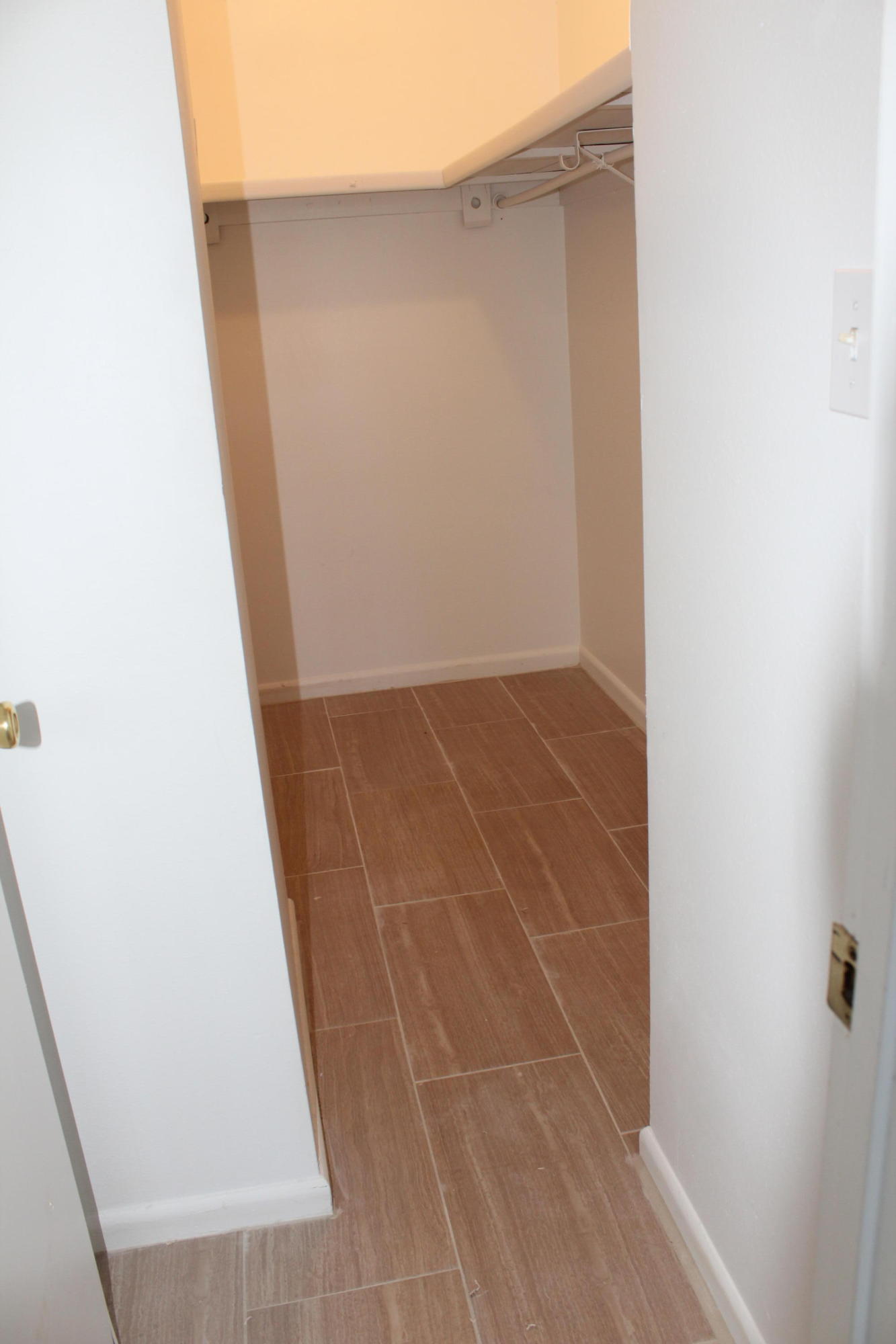 Fair Oaks Village Condo's - Residential Lease