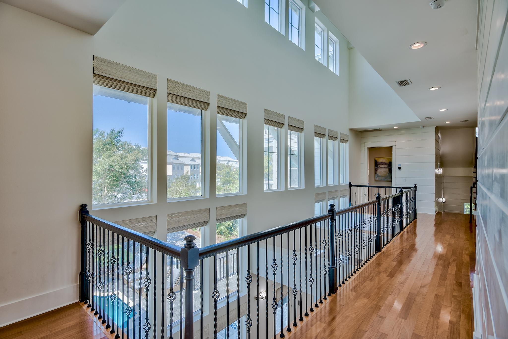 SEABREEZE - Residential