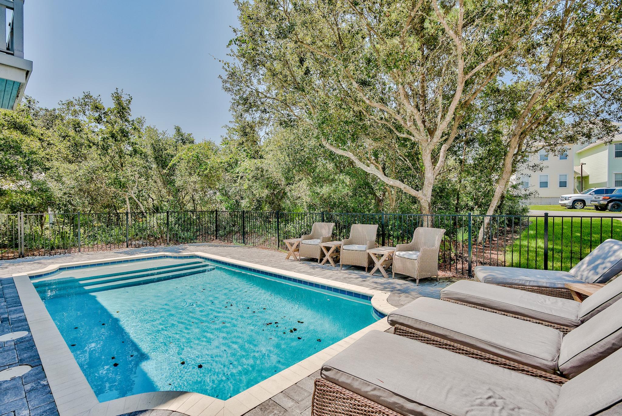 SEABREEZE - Residential