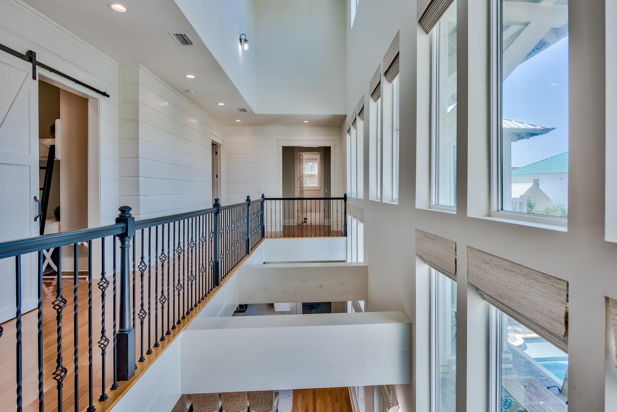 SEABREEZE - Residential