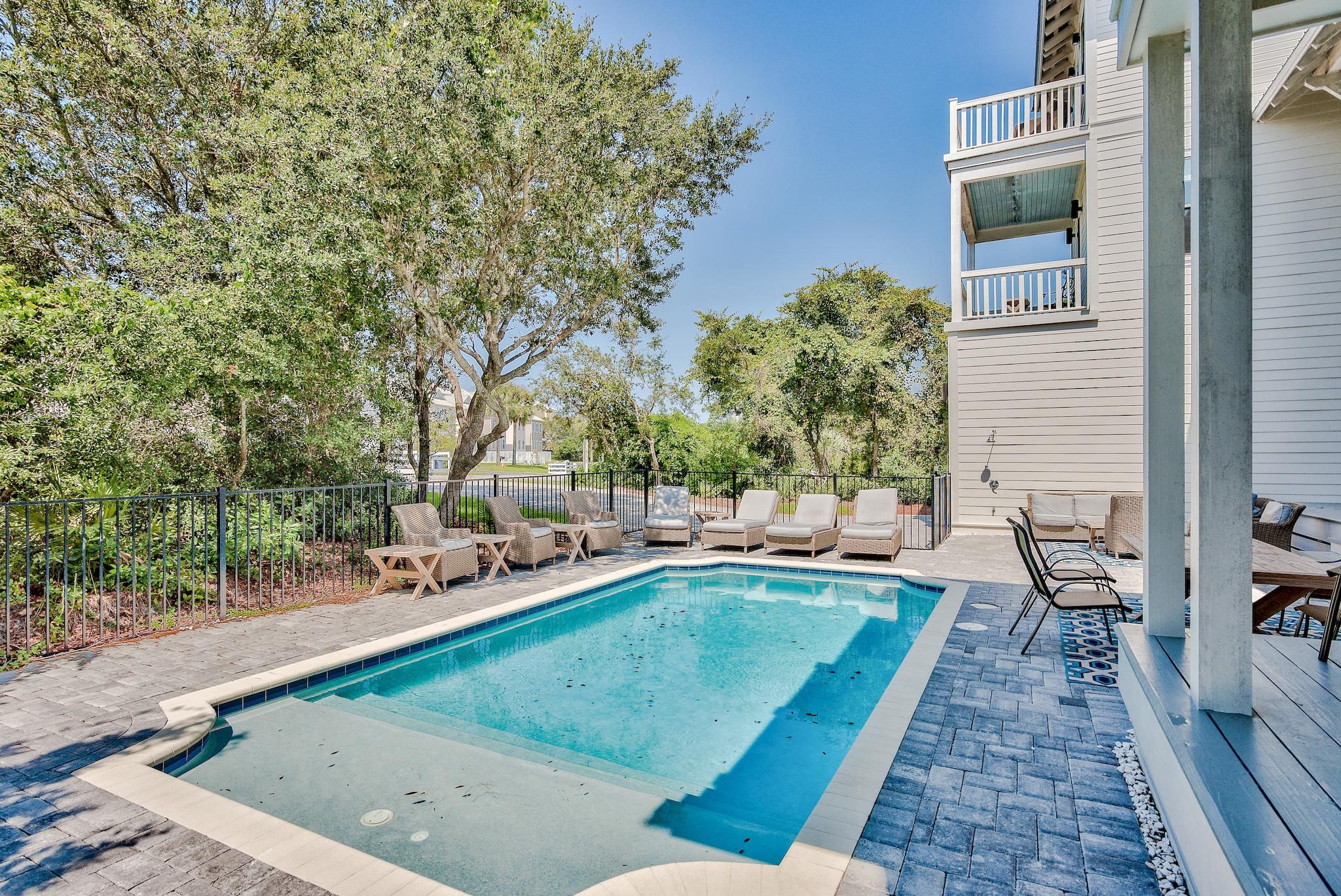 SEABREEZE - Residential
