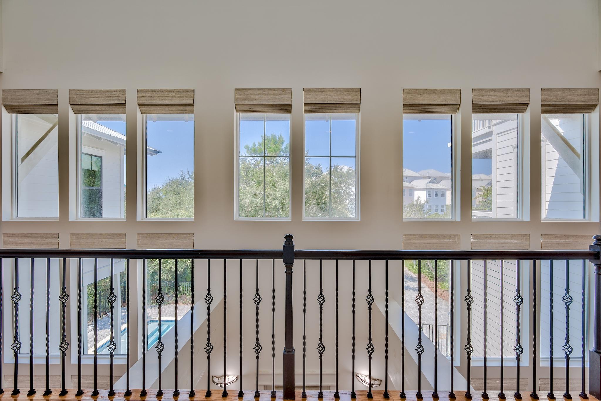 SEABREEZE - Residential