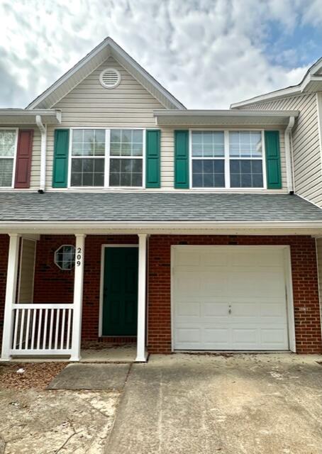 ROLLING PINES - Residential Lease