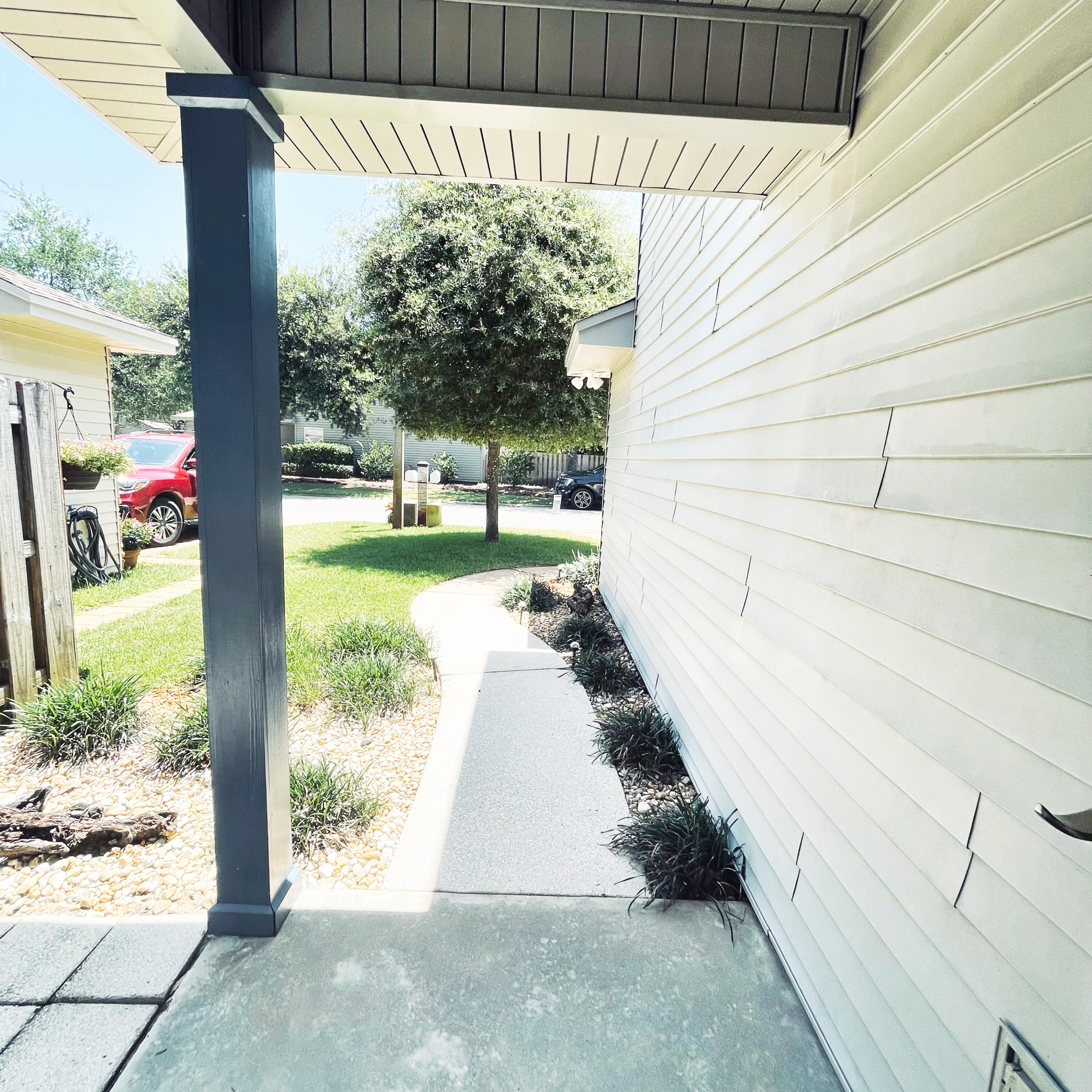 SUMMERWOOD - Residential Lease