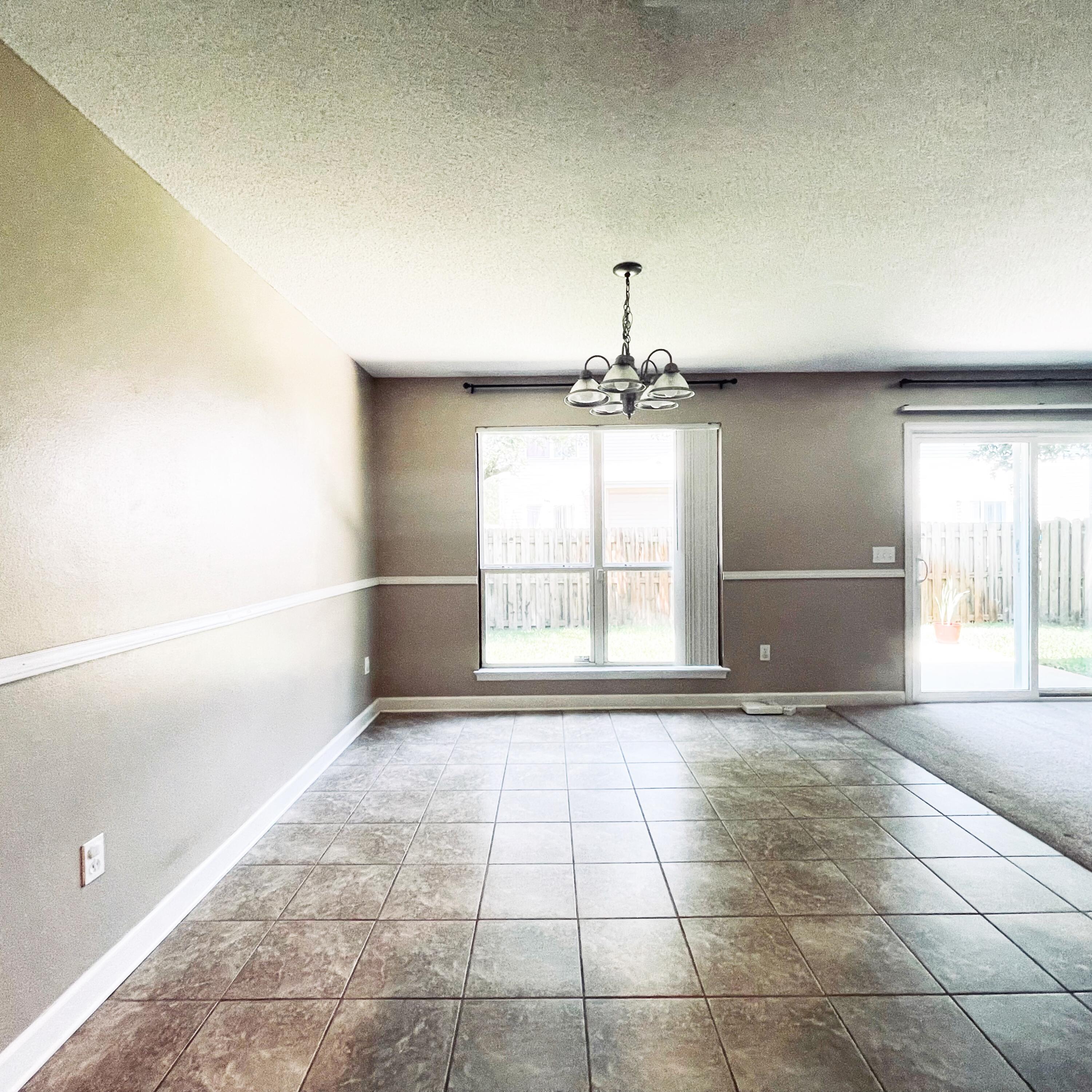 SUMMERWOOD - Residential Lease