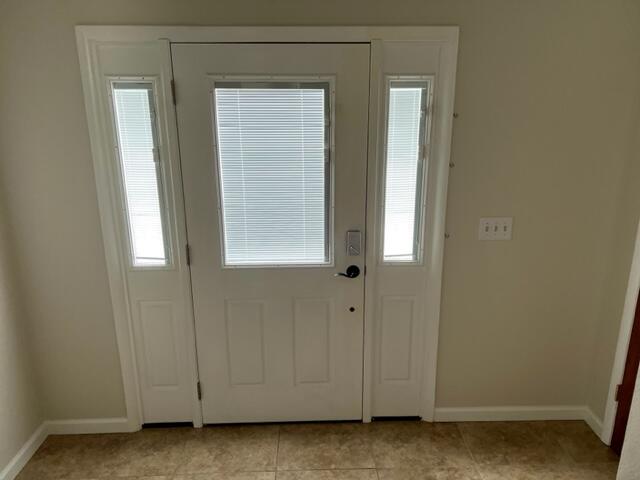 VALPARAISO VILLAGE - Residential Lease