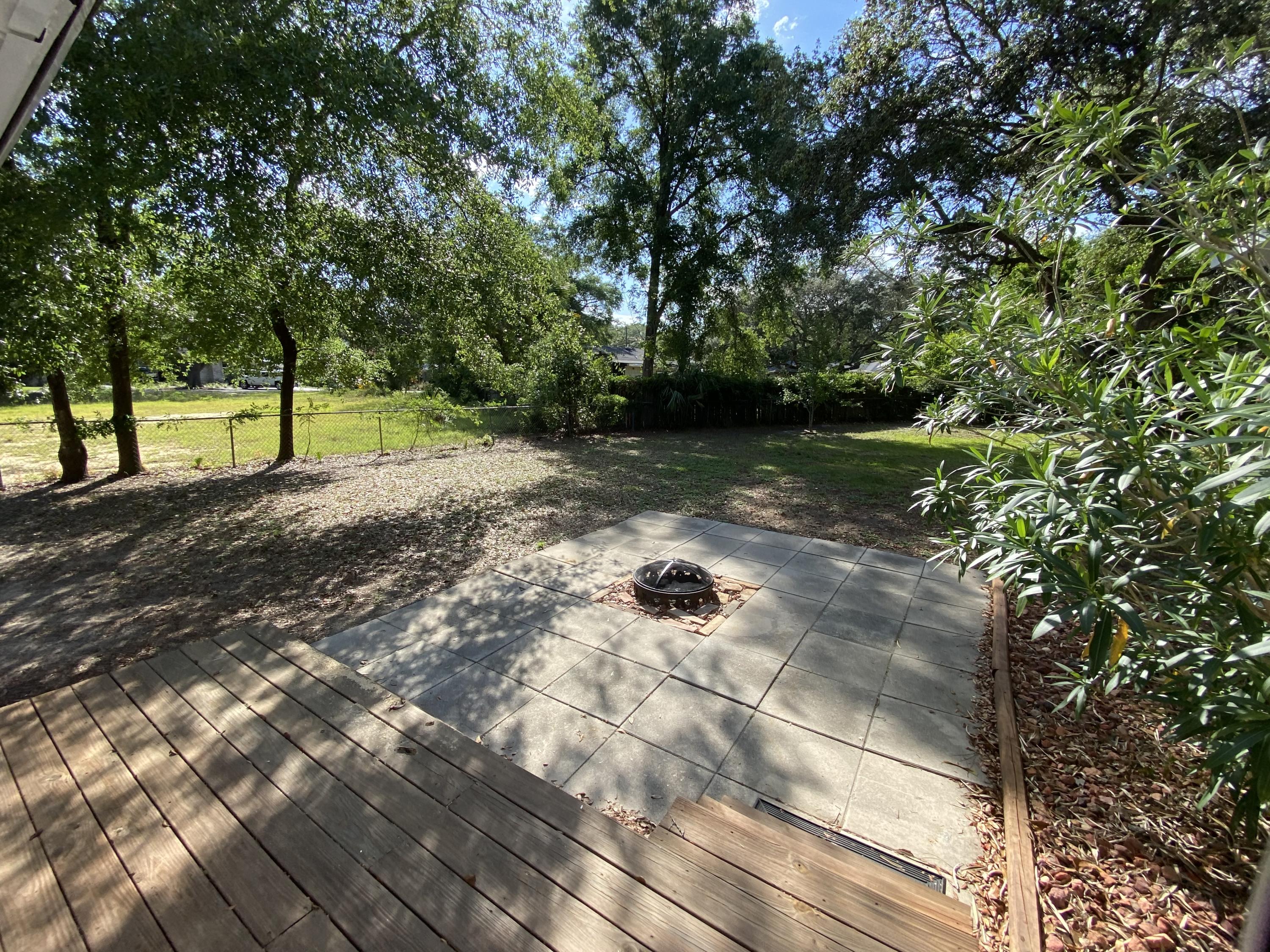 GARNIER BEACH - Residential Lease