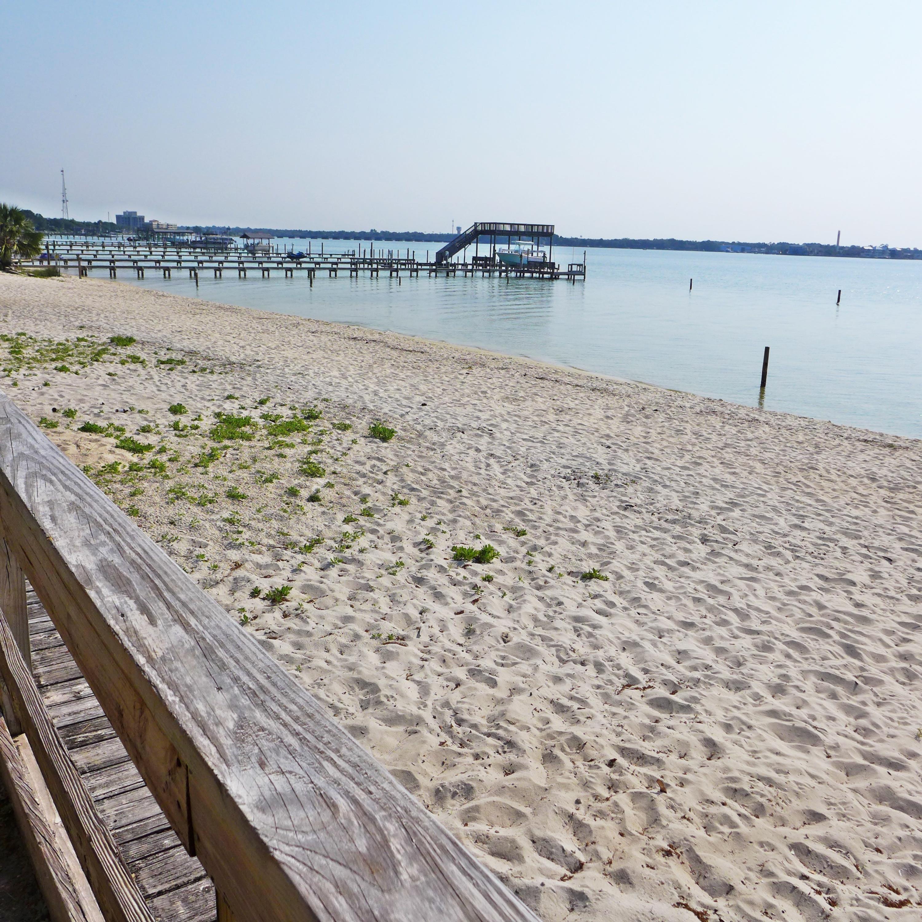 GARNIER BEACH - Residential Lease