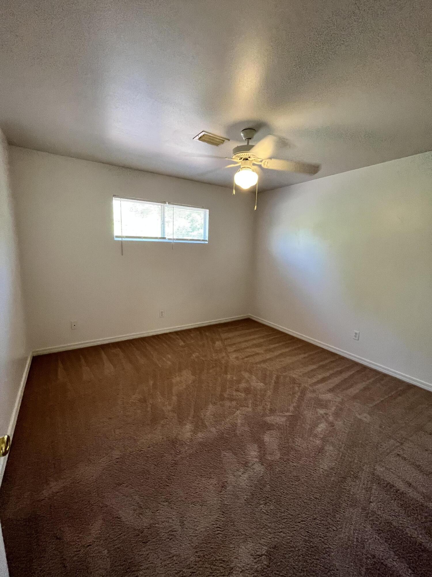 DOWNTOWNER - Residential Lease