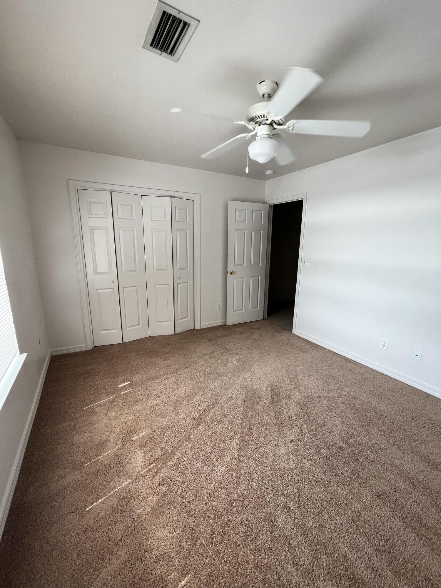 DOWNTOWNER - Residential Lease