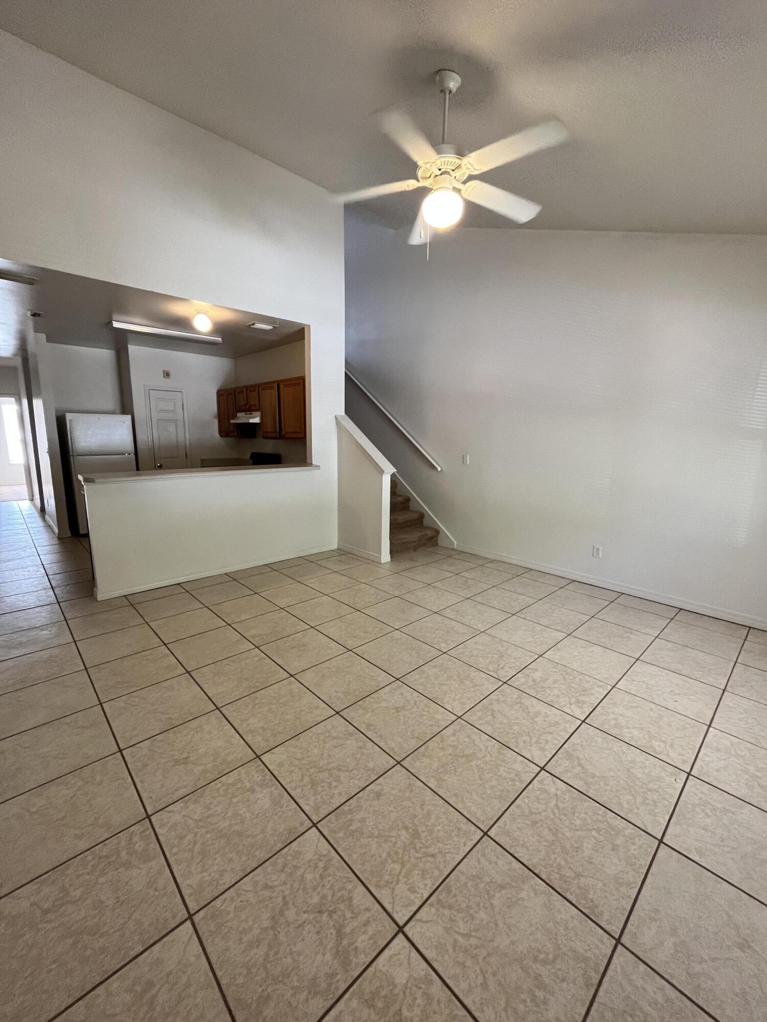 DOWNTOWNER - Residential Lease