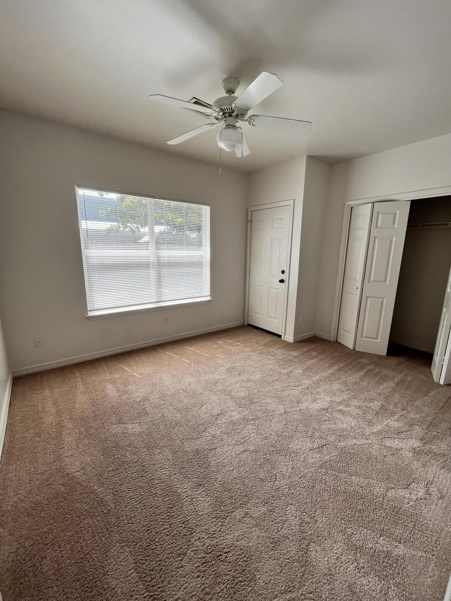 DOWNTOWNER - Residential Lease