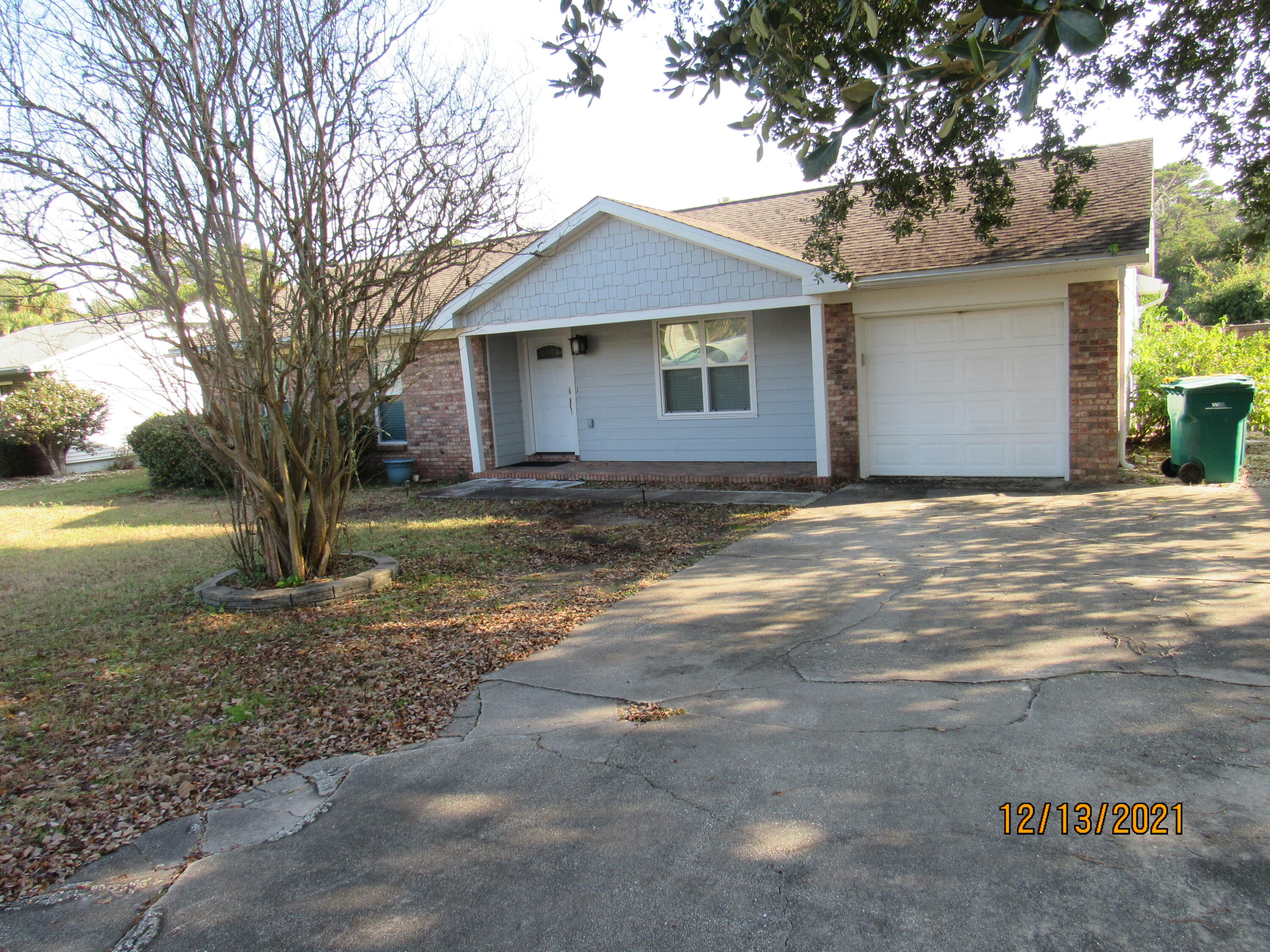 CALHOUN S/D TO DESTIN - Residential Lease