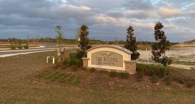 THE BLUFFS AT LAFAYETTE - Residential Lease