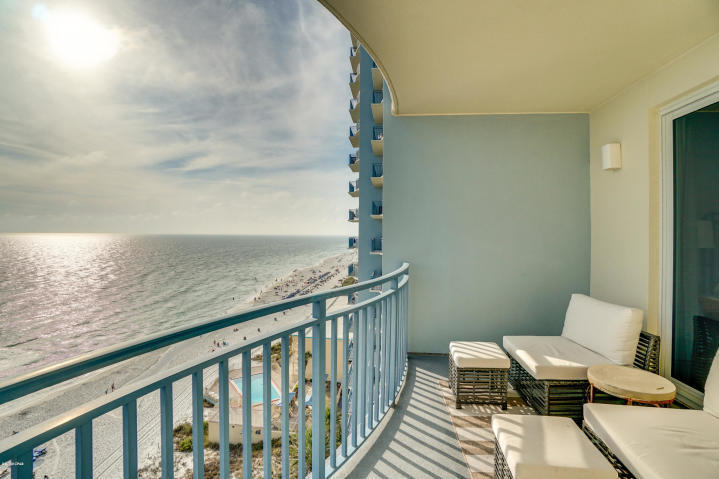Sterling Breeze - Residential