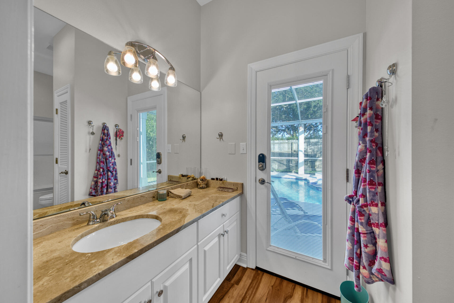 RAVEN OAKS TROON - Residential