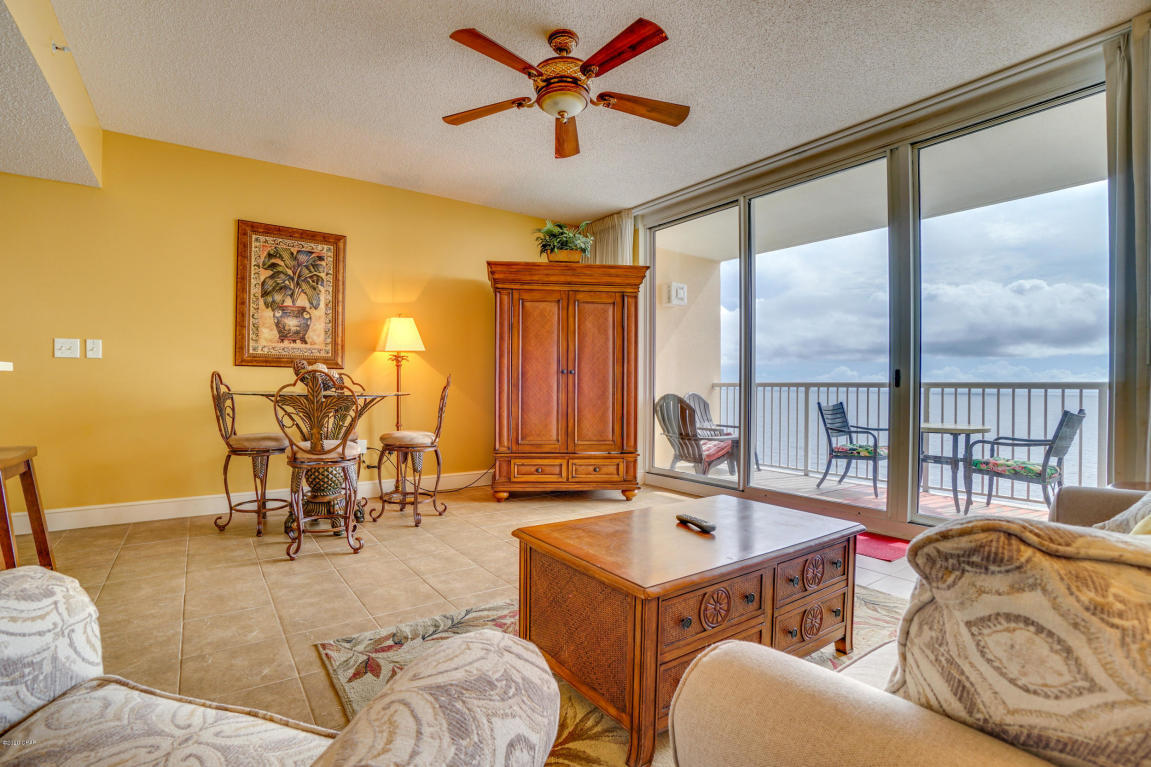 CURRENTLY UNDER CONTRACT, SELLER ACCEPTING BACKUP OFFERS  
The beach getaway you have always dreamed of - a beach inspired 1bed + bunk, 2 bath Gulf front condo at Majestic Beach Towers. Riveting Gulf
views are framed by beachy chic interiors, designed with the Gulf of Mexico and sun in mind. Sunshine and warm gulf breezes abound from the balcony, with
amazing water and beach views. The gourmet kitchen features loads of cabinet space and is fully stocked and rental ready and the Master Suite is picture
perfect. LUXURY! COMFORT! CONVENIENCE! EXCELLENT RENTAL INCOME POTENTIAL. Enjoy the good life at Majestic Beach with an unparalleled deck of
resort style amenities including: 650 linear