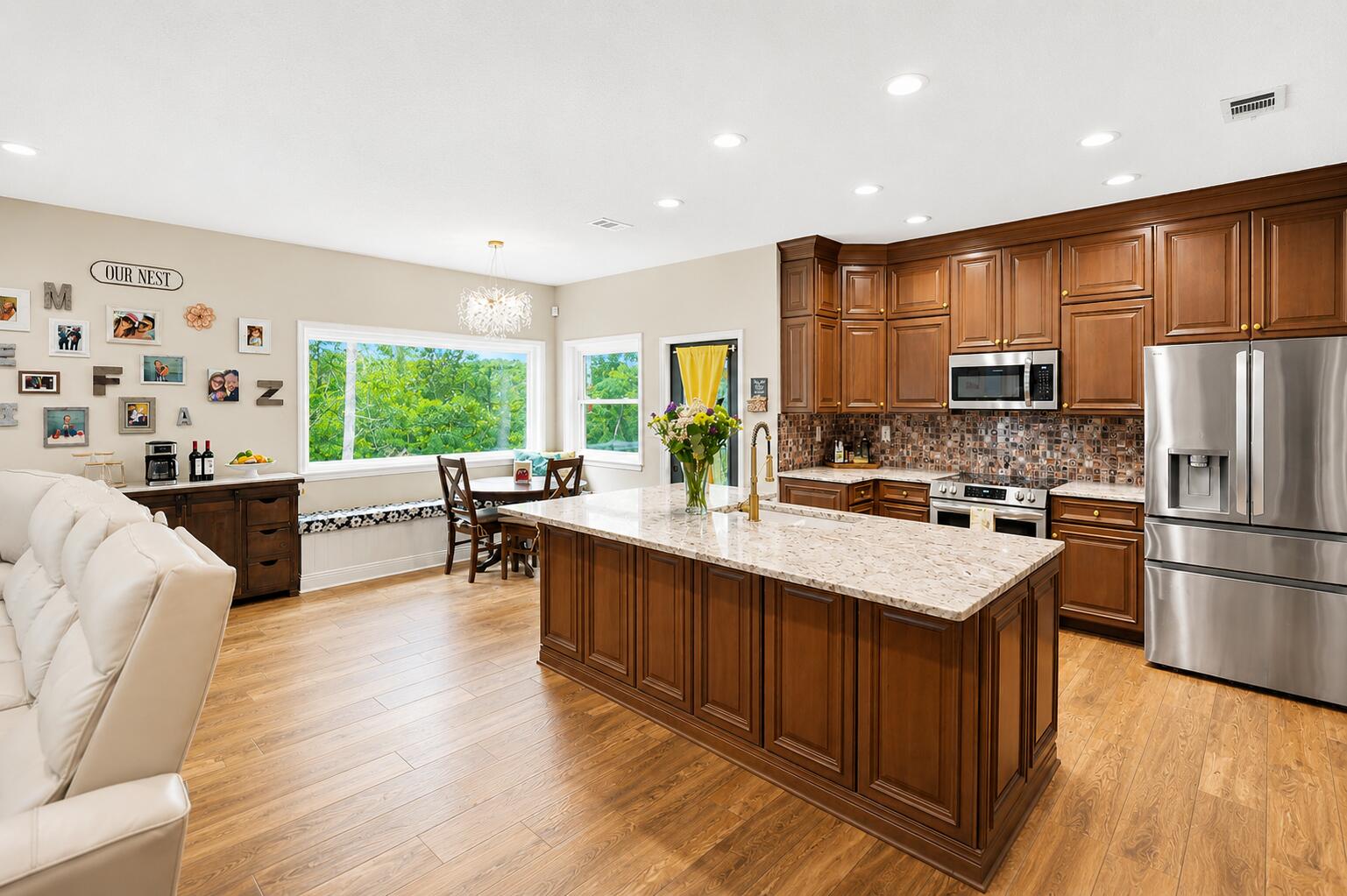 ASHLEY PLACE - Residential