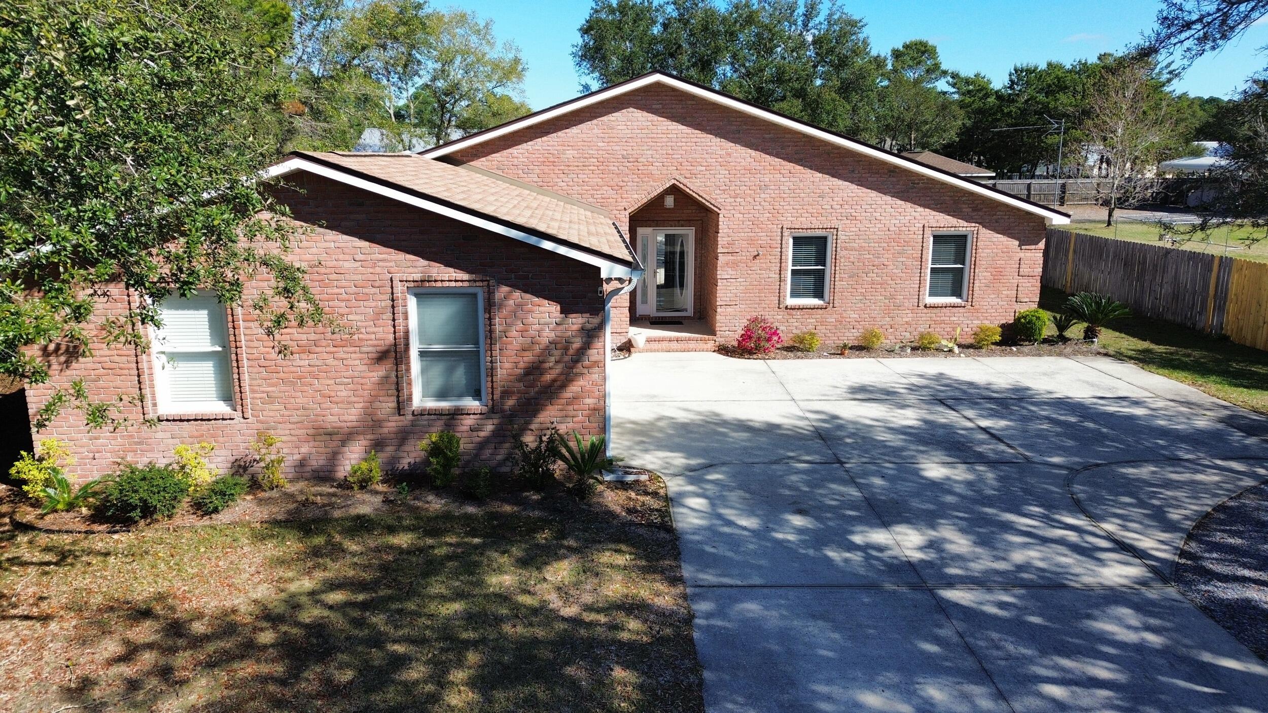 NAVARRE FIRST ADD - Residential