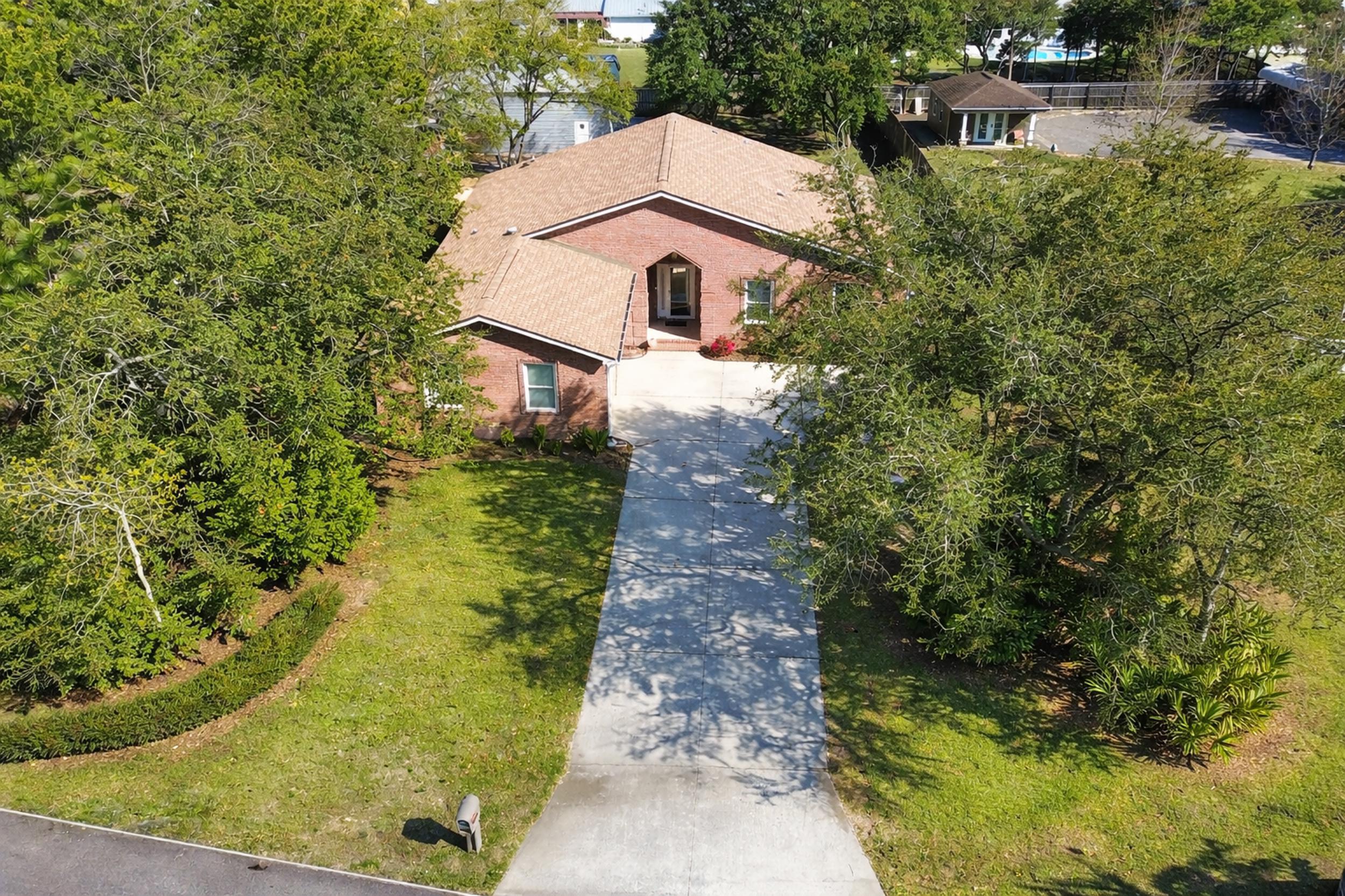 NAVARRE FIRST ADD - Residential