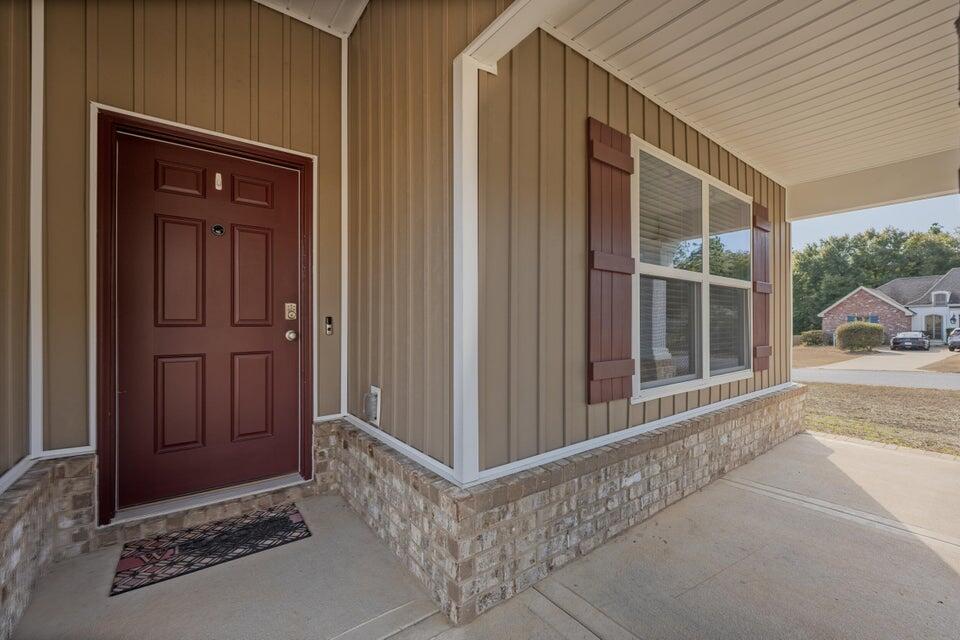 LAKERIDGE EST - Residential Lease