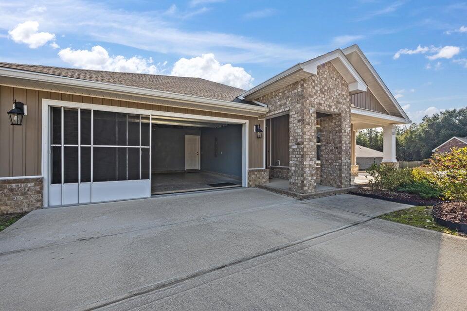 LAKERIDGE EST - Residential Lease