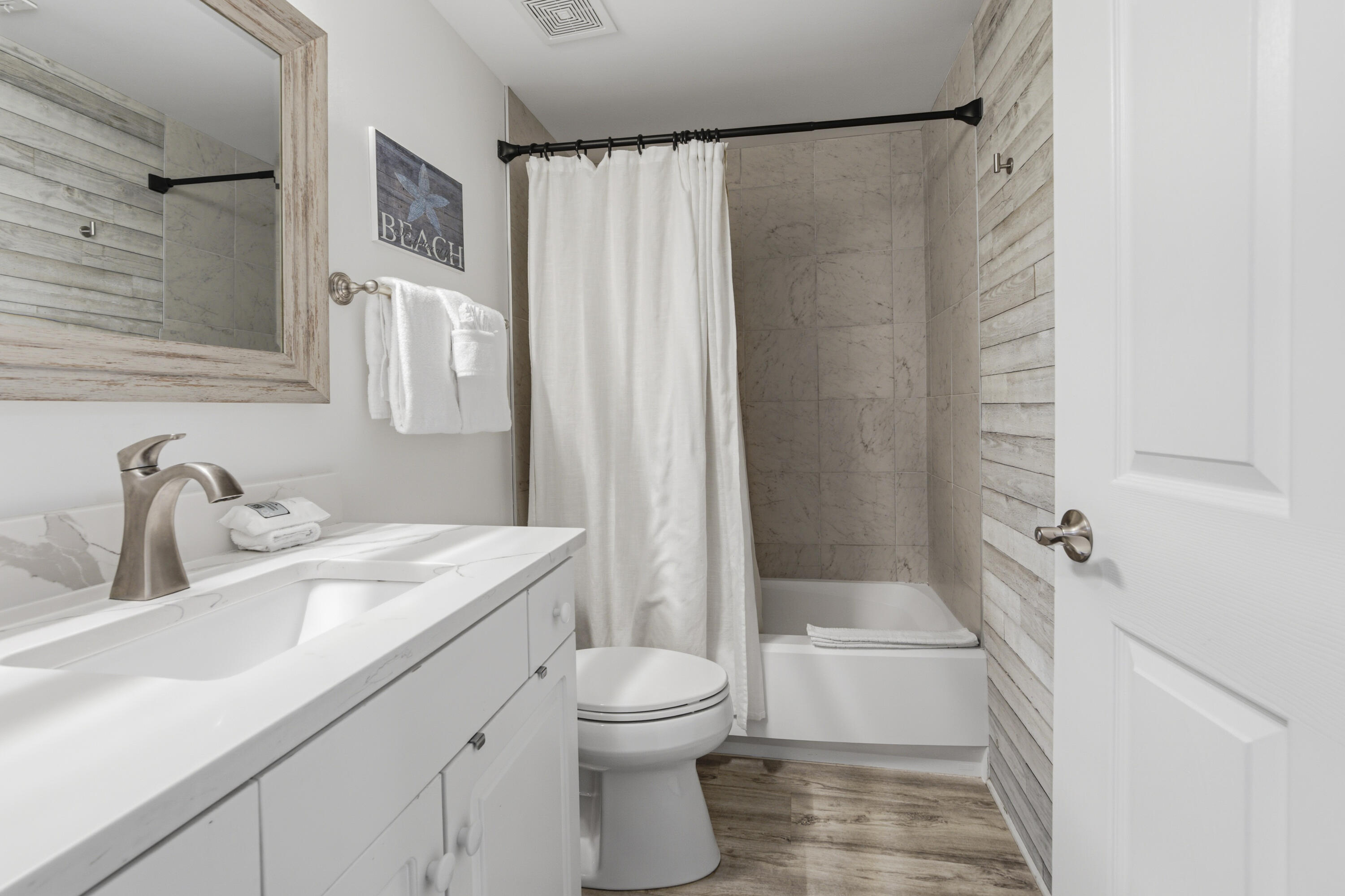 STERLING SHORES - Residential