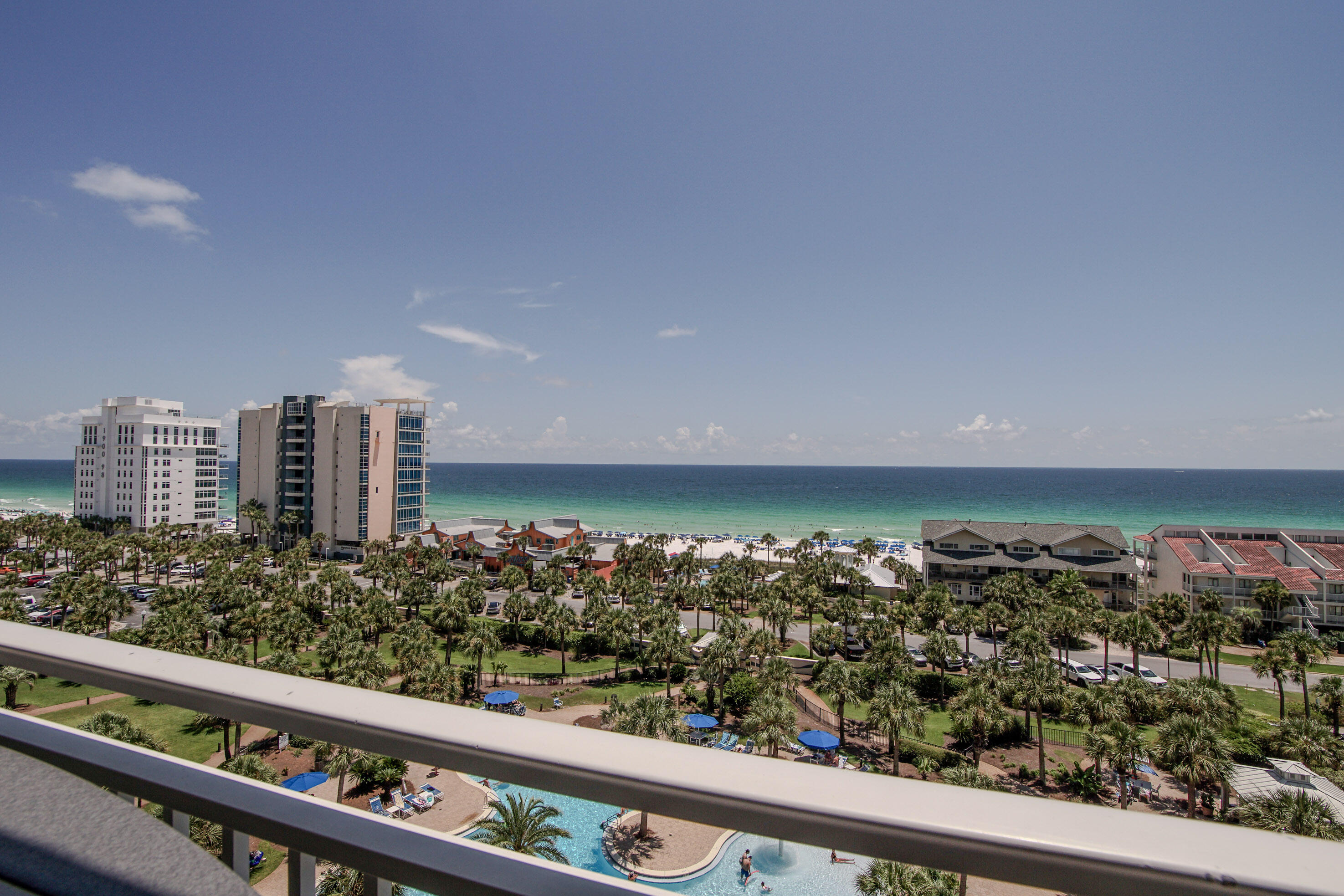 STERLING SHORES - Residential
