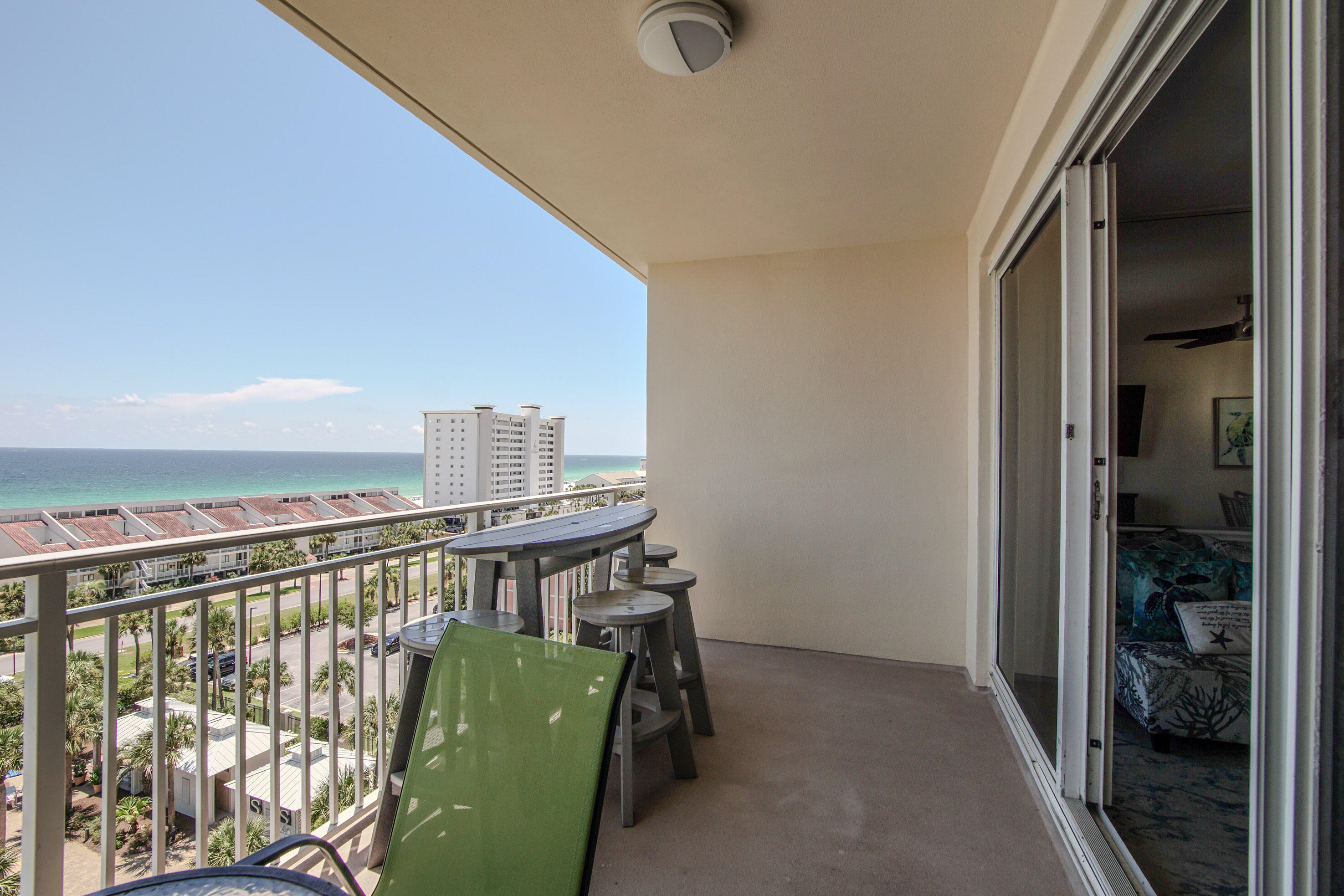 STERLING SHORES - Residential