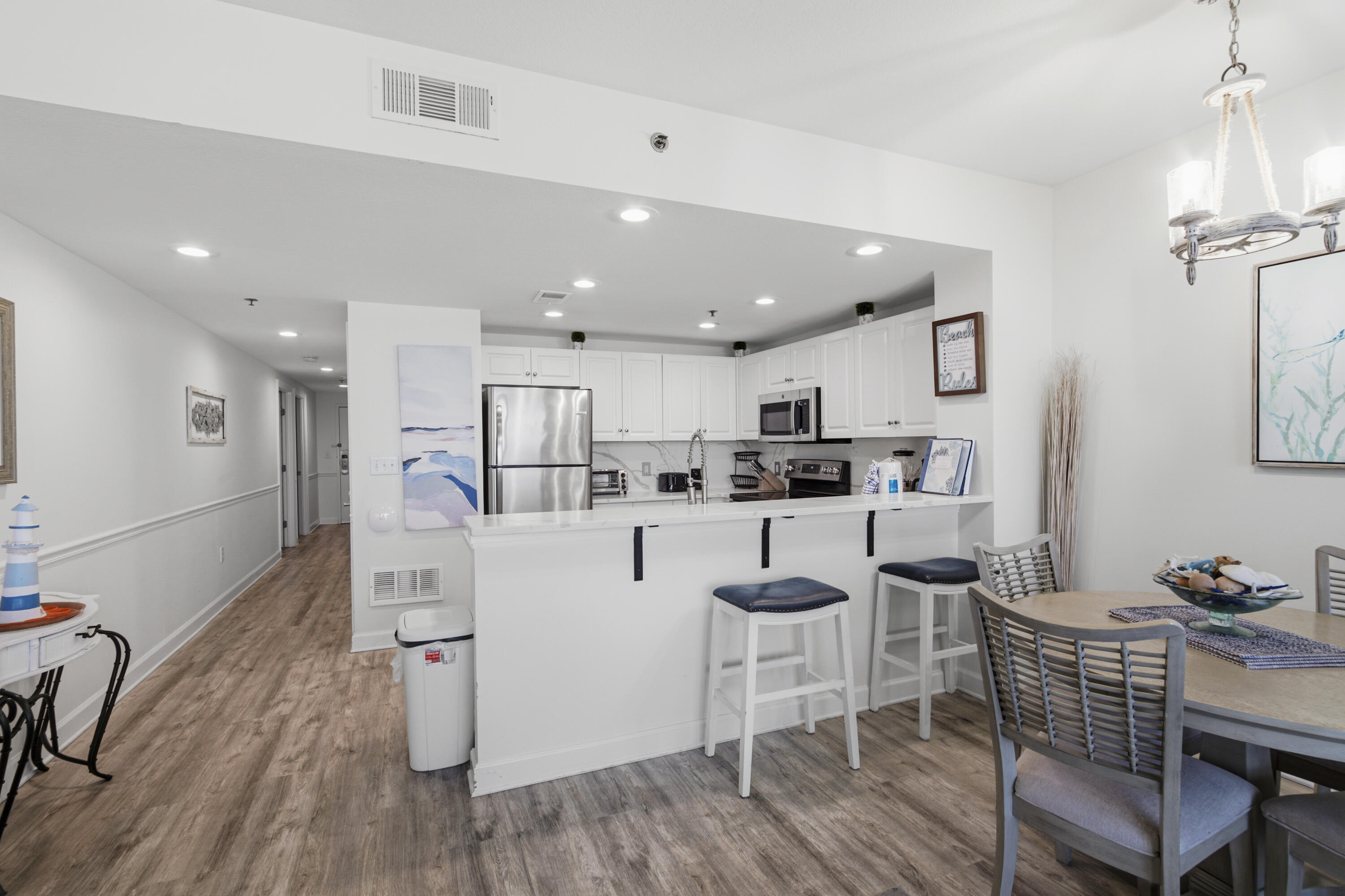 STERLING SHORES - Residential