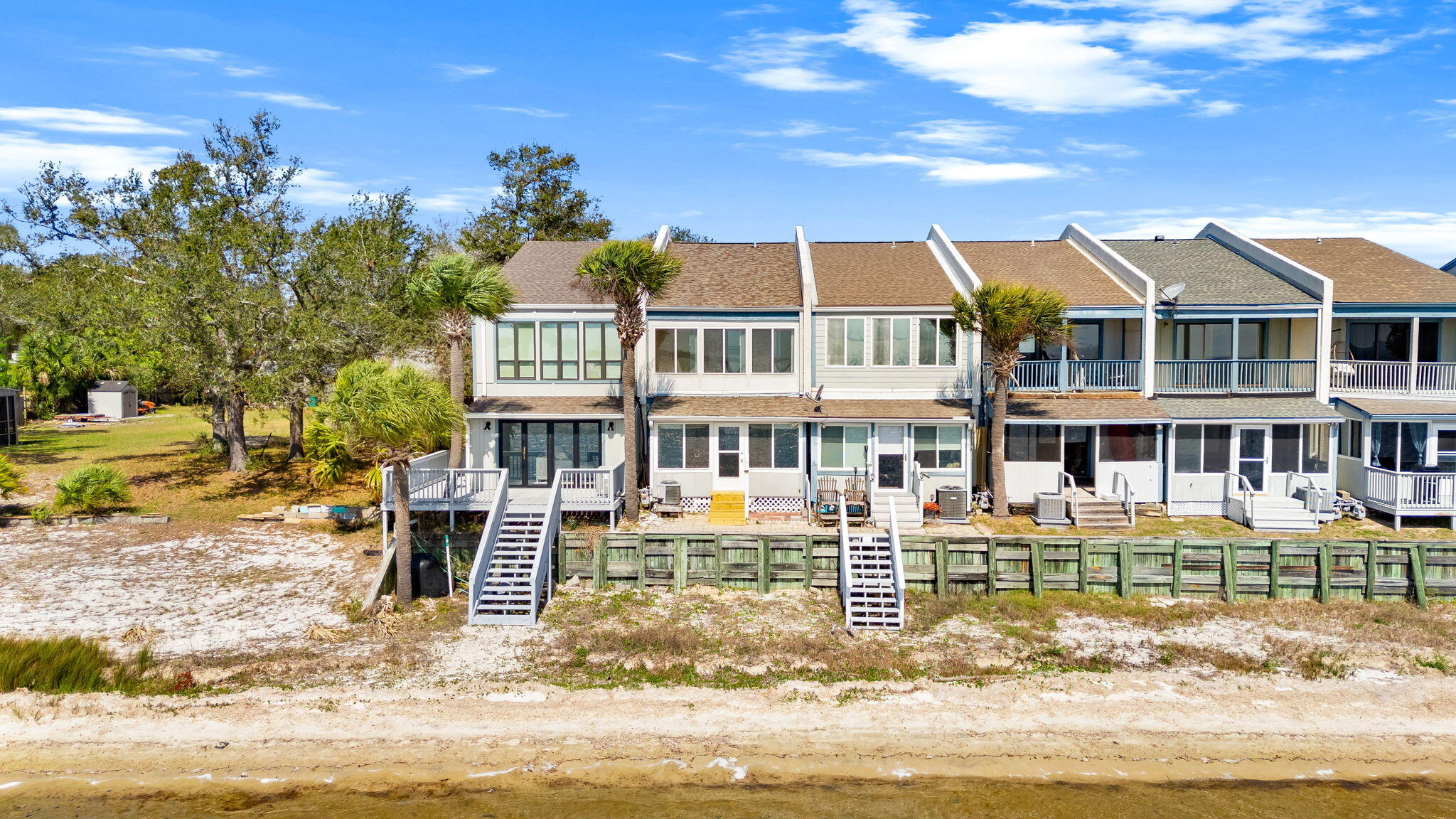 Sunbay Townhouses - Residential